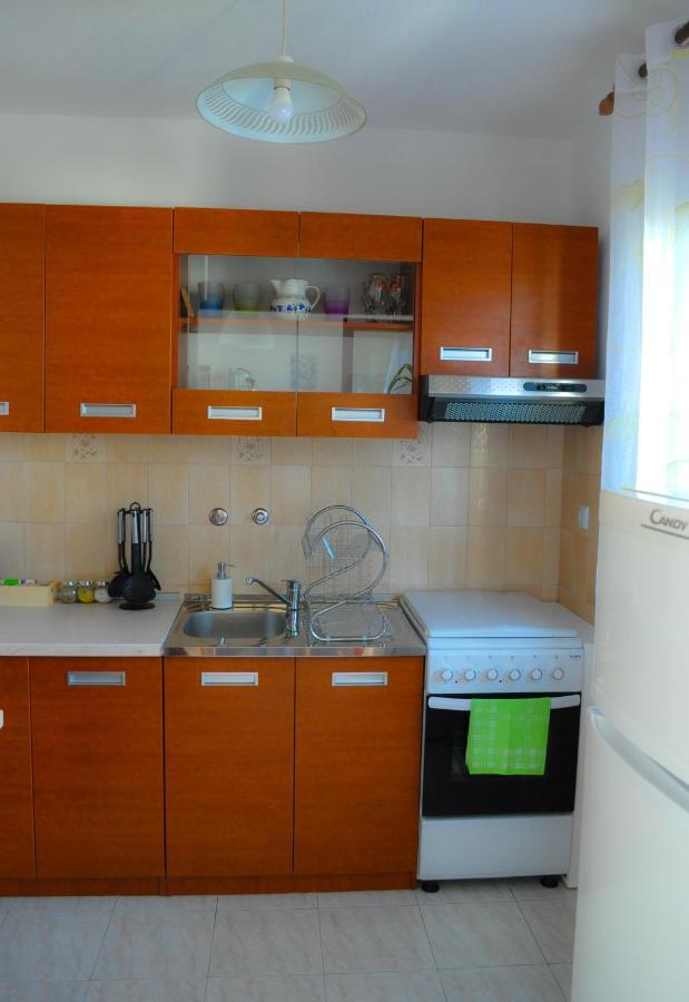 Apartman Anita Бузет Экстерьер фото