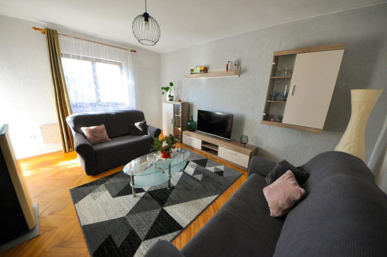 Apartman Anita Бузет Экстерьер фото