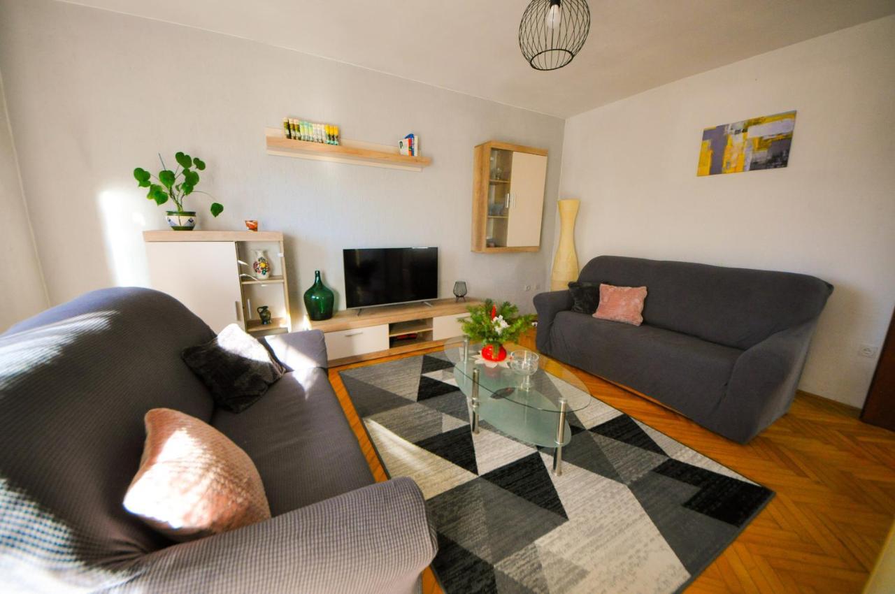 Apartman Anita Бузет Экстерьер фото