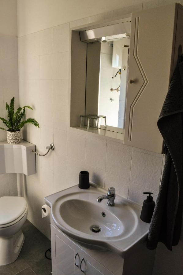 Apartman Anita Бузет Экстерьер фото